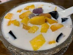 芒果烧仙草-大甜九港式甜品(武林店)