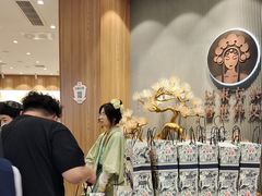 -霸王茶姬(大连万象汇店)