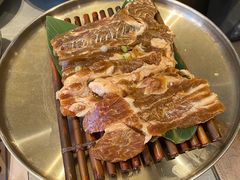 -草家酱蟹炭火烤肉店(珲春南路一店)