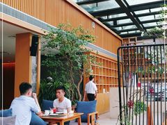 -四月吧餐厅(正阳步行街店)