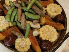-汗腾格里·风味餐厅(新疆驻京办店)