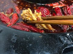 -虎贲三拖八老火锅(洋人街店)