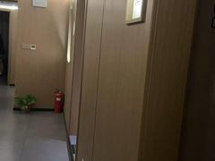 -耳湾躺式采耳SPA馆(保利五月花店)