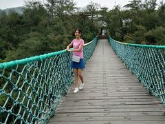 -雪山彩虹谷景区
