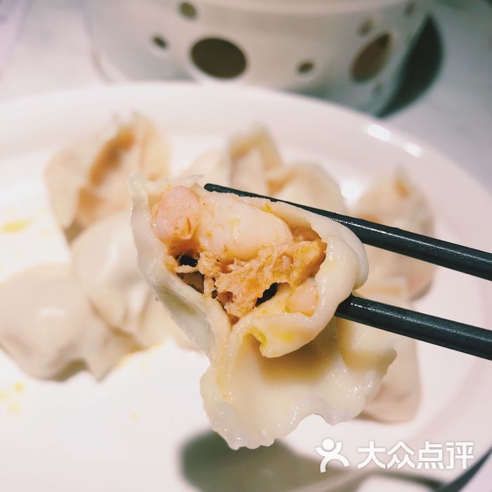 蟹黄虾仁水饺