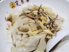 -笑来喜馄饨小笼工坊店(湖滨街店)