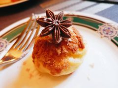 酥皮奶油泡芙-马勒别墅·中餐厅