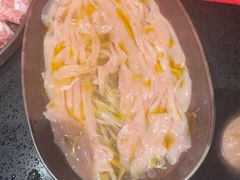 -宽板凳老灶火锅(台湾街店)