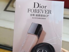 -Dior迪奥(上海世茂广场店)