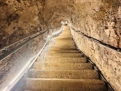 -贵阳猴耳天坑·极限酷玩公园
