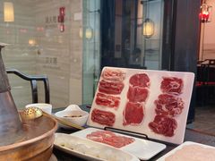 鲜切羊墙-铜来聚老北京涮肉(恒隆广场店)