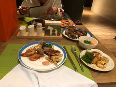 -咖啡苑自助餐厅·中国大饭店