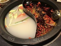 鸳鸯锅-井格重庆火锅(西直门凯德Mall店)