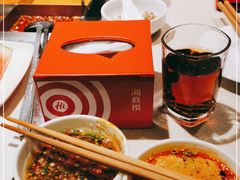 -海底捞火锅鲜切牛肉主题店(长寿路店)