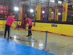 -嘿哟动霸CHUA·新潮玩运动娱乐中心·蹦床滑冰团建乐园