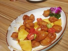 菠萝咕咾肉-粤港餐厅(禹州商业广场店)