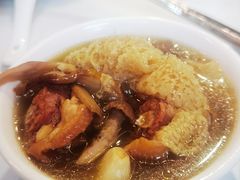 -菌海森林·非遗野生菌火锅(西山区滇池路摩根道店)