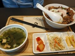 -熊吞·大碗丼烧肉饭(西市场嘉华店)