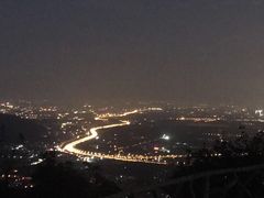 -鬼笑石后山停车场