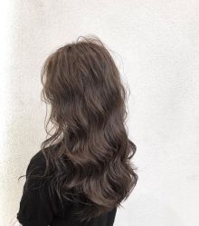 -变画·发型STUDIO