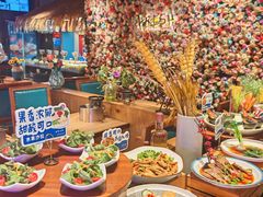 -领鲜活海鲜榴莲自助火锅(东门店)