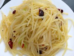 酸辣土豆丝-迎燕阁烤羊腿(二环南路店)
