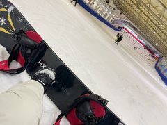 -乔波室内滑雪场