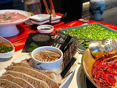 -小龙翻大江文化火锅(宽窄店)