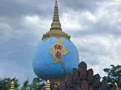 -一寨两国风景区
