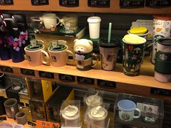 零售区-星巴克(上海南站店)