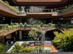 -瑞虹新天地月亮湾