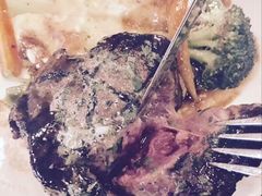 -WOLFGANG PUCK KITCHEN & BAR(迪士尼小镇店)