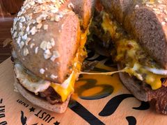 -Catch Bagel(芳草地店)