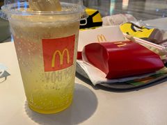 -麦当劳(新世纪环球中心店)