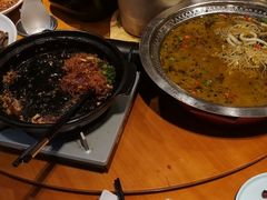 -有红鸡毛店·川菜(建设路店)