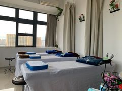-佰推·肩颈腰·推拿理疗(湾悦城店)