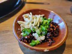 -贵厨酸汤牛肉(小十字店)