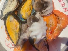 -芝小官毛肚火锅海鲜自助(苏州吴江区万宝店)