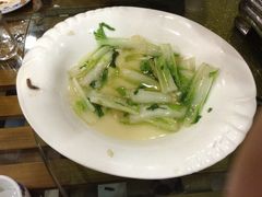 -房县土本味土鸡汤特色餐厅(沌口店)