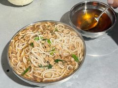 -正宗杨记普洱酸醋米线(总店)