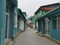 -百里峡七彩艺术小镇