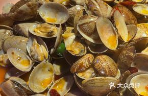 Spicy Stir-fried Flower Clams