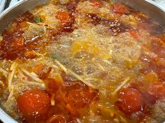 -黄利砖万峰林布依特色酸笋牛肉馆