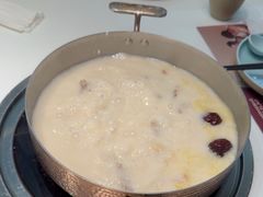 -洪氏嗨捞·猪肚鸡火锅(阳光天地店)