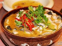 酸菜鱼-旭龙鱼头王(航华店)
