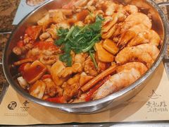 -黄记煌三汁焖锅(金凤万达广场店)