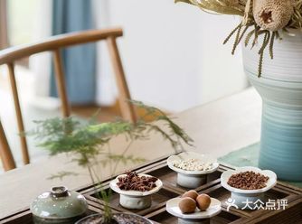 设计师认为：”一个好的空间必定是富有生命气息的