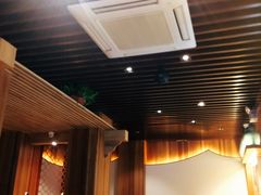 -亮亮面馆(经六路店)