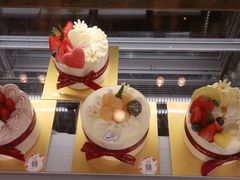 -花花卷卷·鲜食蛋糕(静安久光百货店)