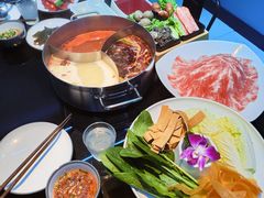 -唯爱KTV聚会餐厅(仙林东城汇店)